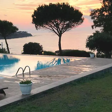 Albachiara Villa *